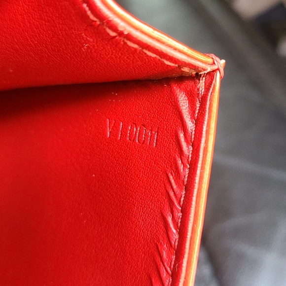 LOUIS VUITTON SPRING STREET RED VERNIS BAG - Picture 11 of 15